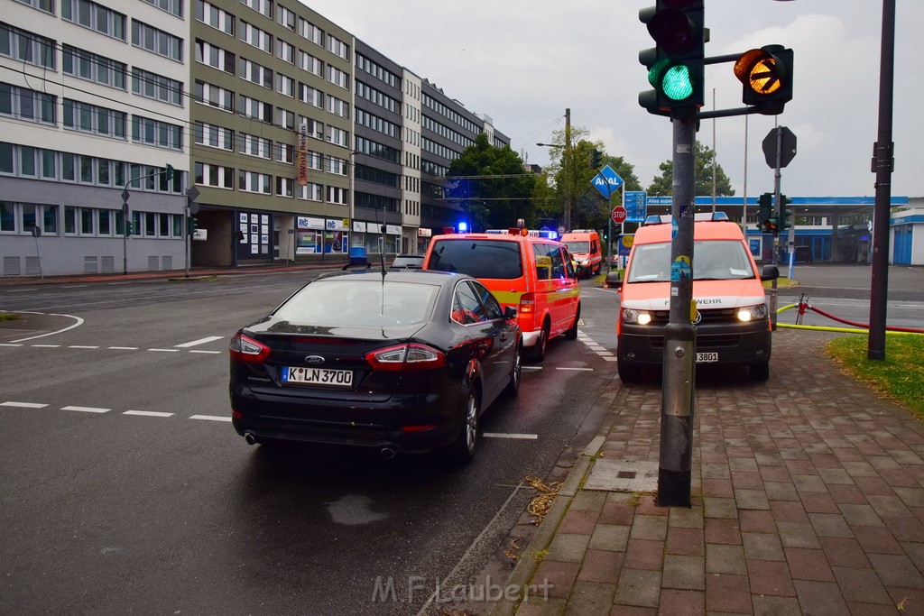 Feuer 3 Koeln Poll Poller Kirchweg P0215.JPG - Miklos Laubert